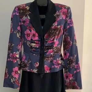 NWOT JS Collections 100% silk jacket Size 8